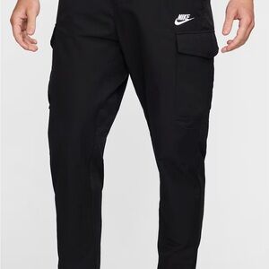 Men’s size small Nike Unlined Utility Cargo black trousers